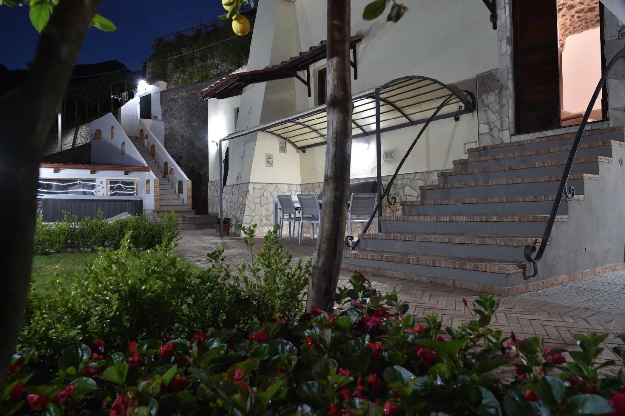 Villa Amalfi Sky View Scala Esterno foto